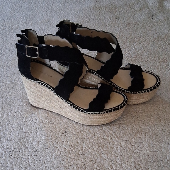 Marc Fisher Black and Cream Wedge Sandals - Picture 1 of 7